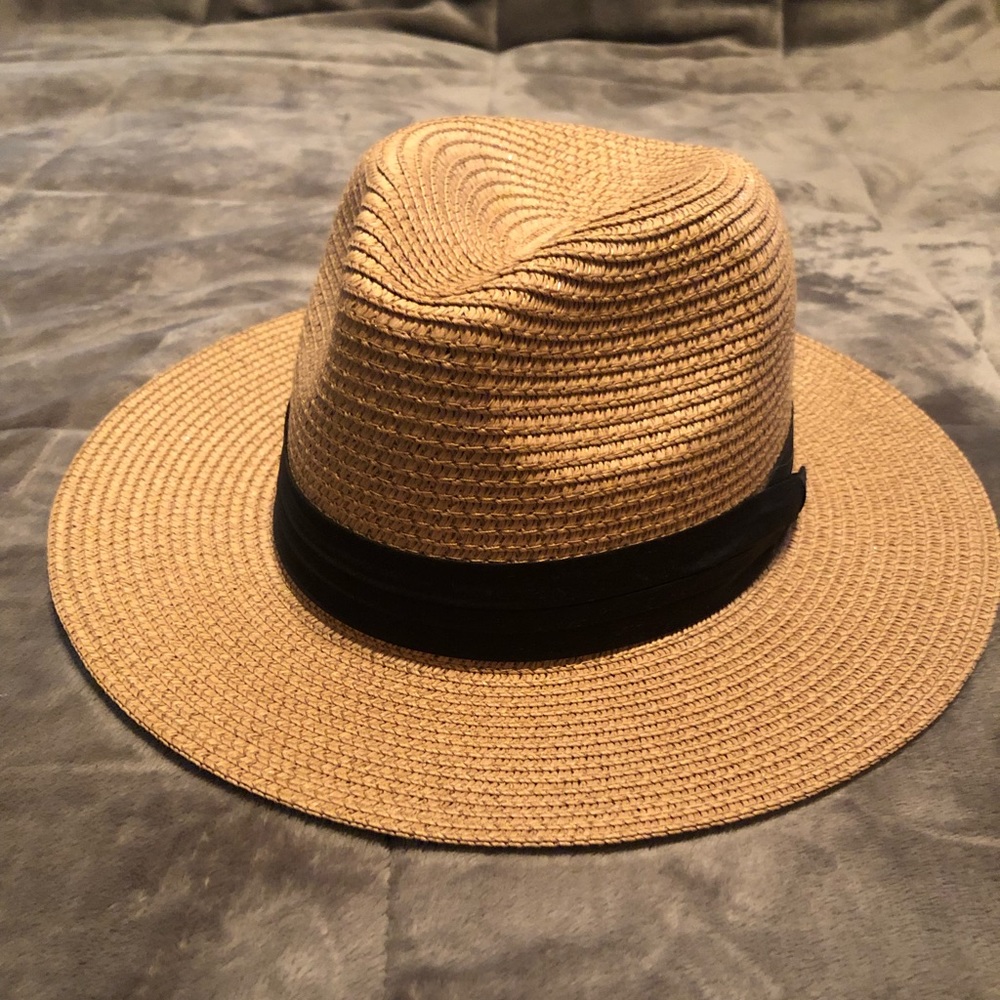Sexy Panama sun hat.
